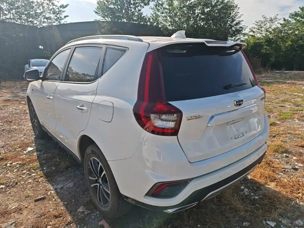 Geely Vision X6 — миниатюра 5