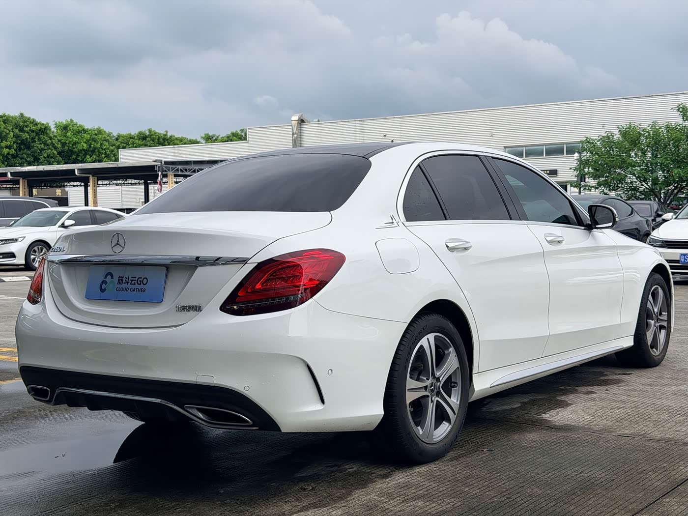 Mercedes-Benz C-Class 1.5 л 2021 г. Белый, пробег 29000 км