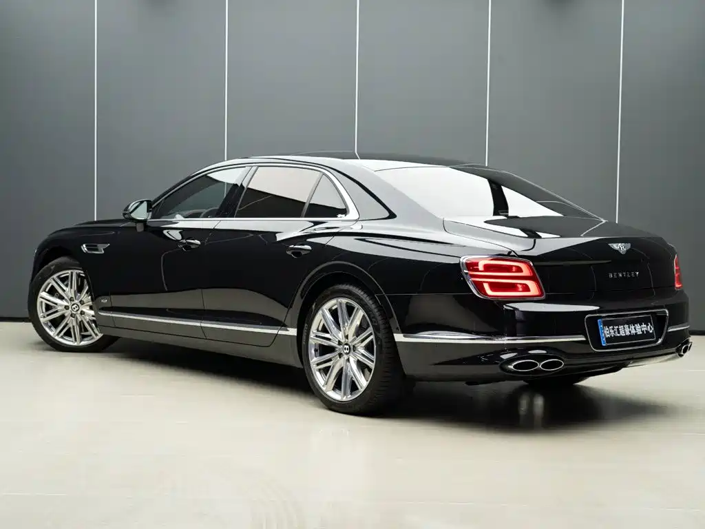 Bentley Flying Spur — миниатюра 3