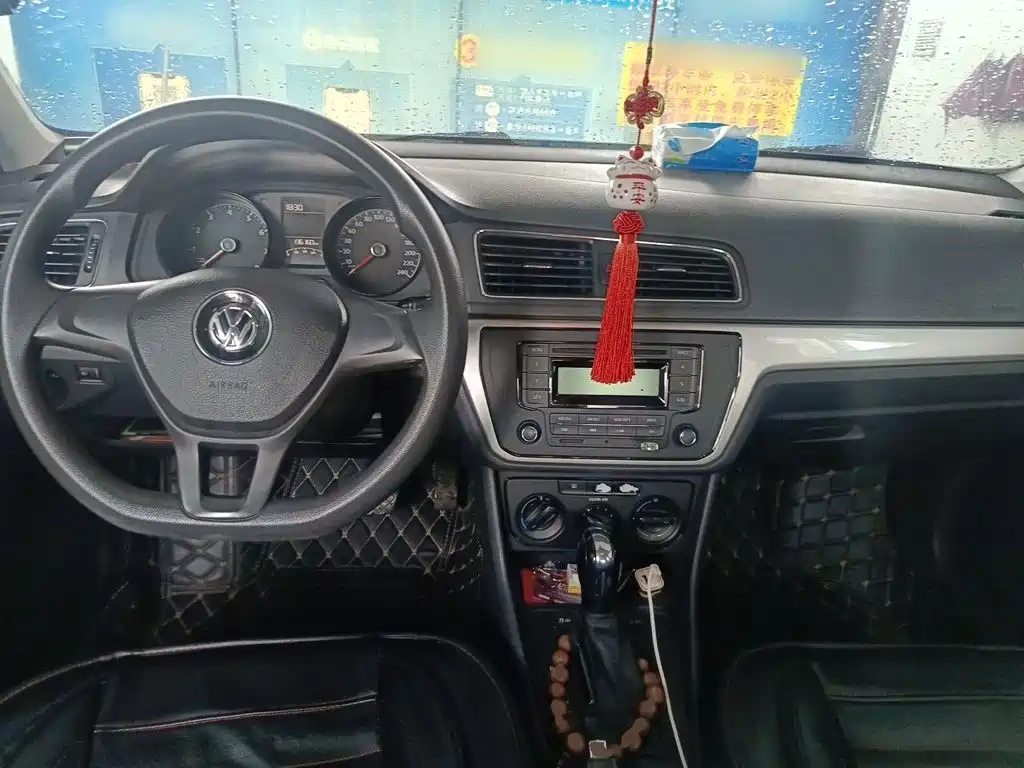 Volkswagen Lavida — миниатюра 5