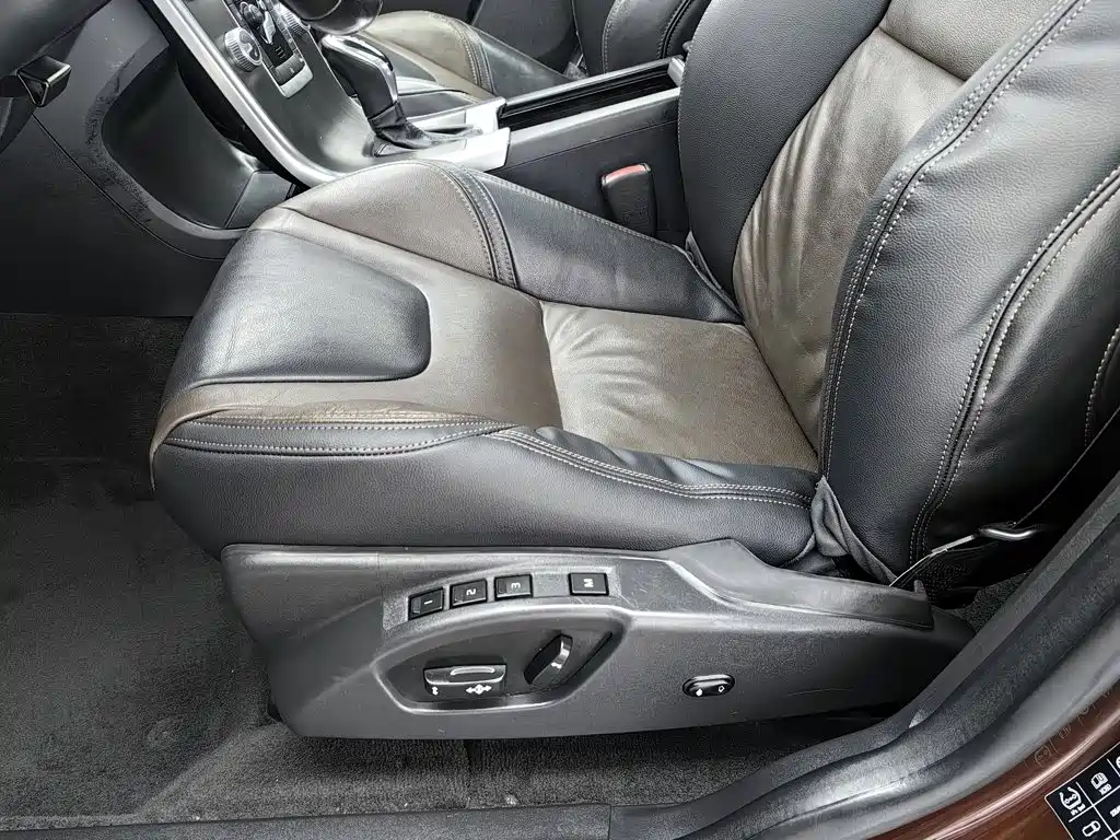 Volvo XC60 — миниатюра 20