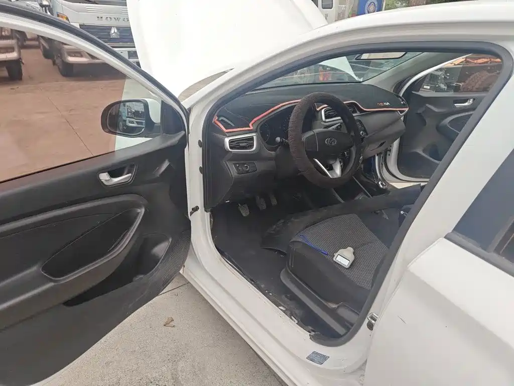 Hyundai Verna — миниатюра 14