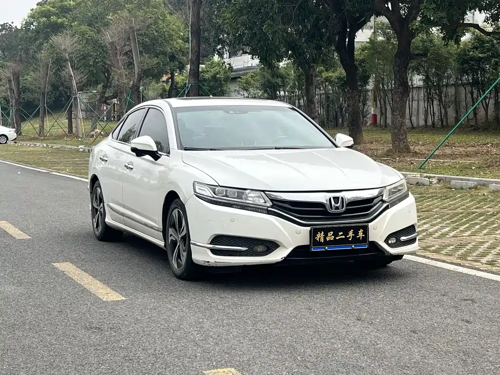 Honda Spirior 2015 2.4L