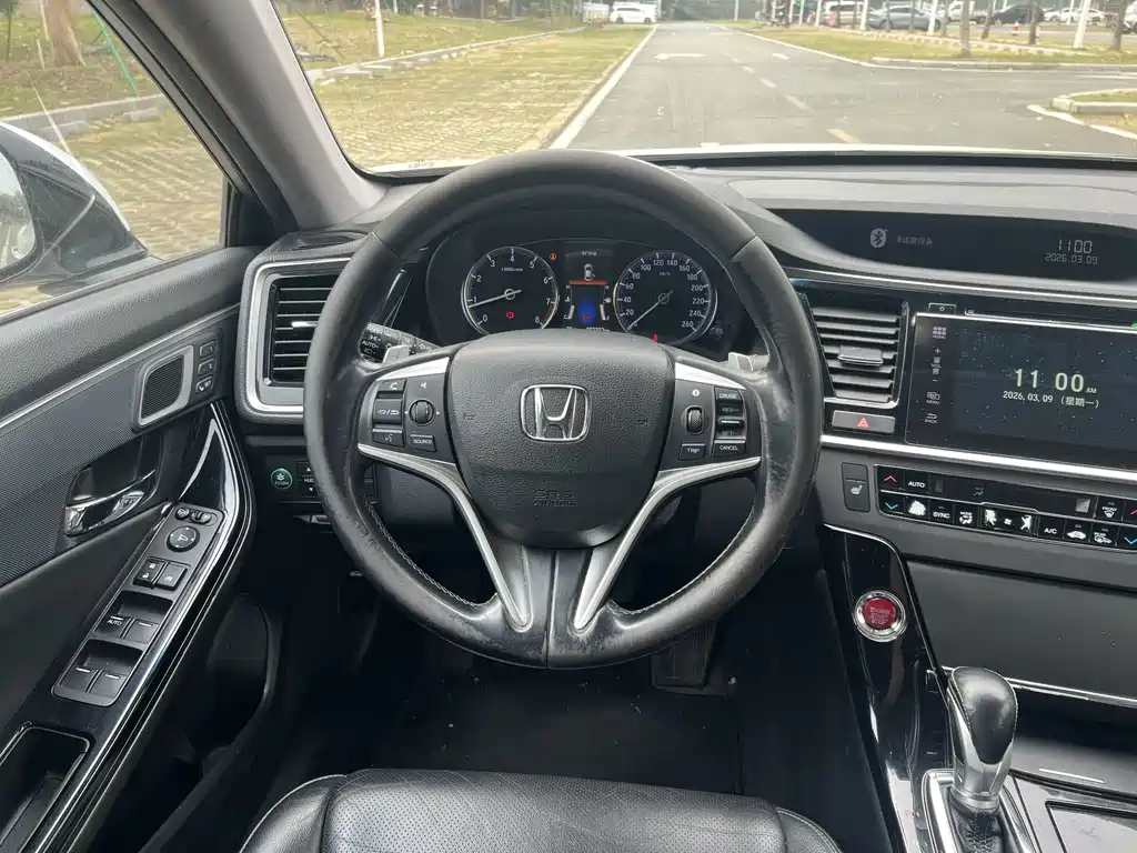 Honda Spirior 2015 2.4L