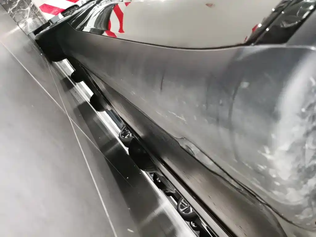 Tesla Model Y — миниатюра 21