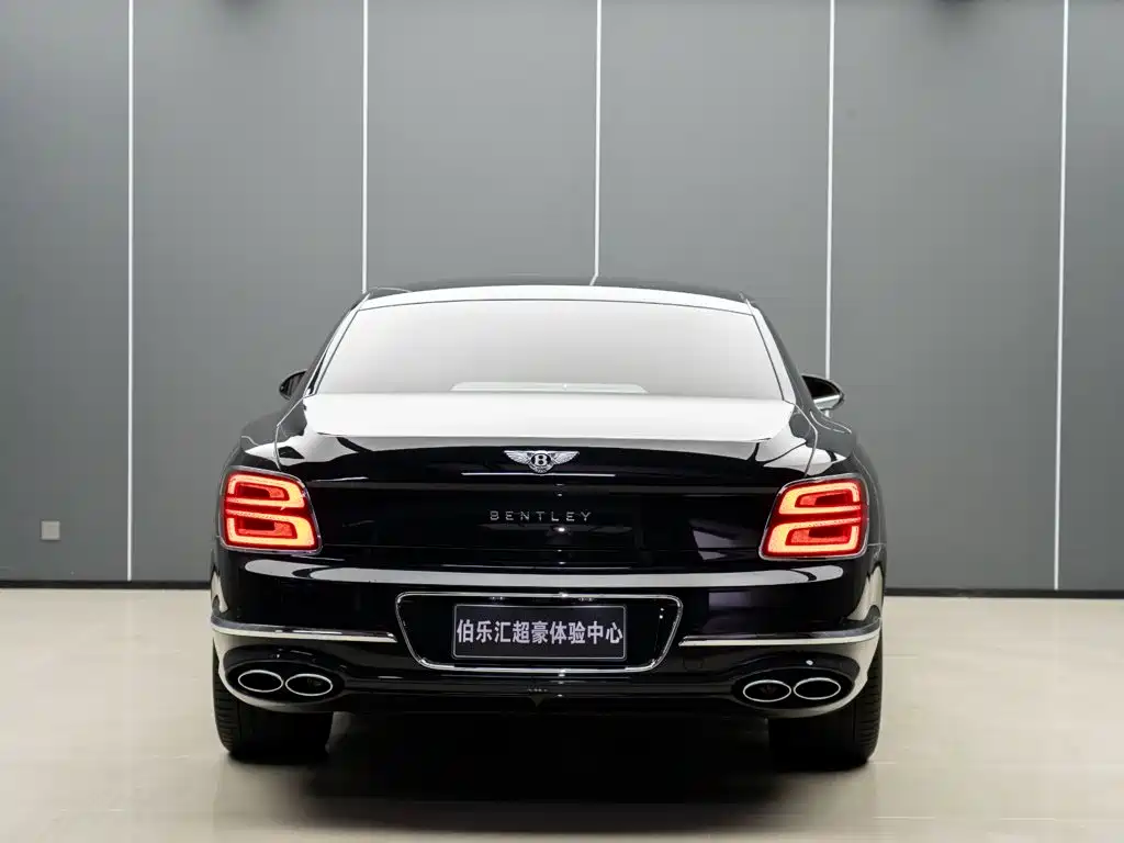 Bentley Flying Spur — миниатюра 5