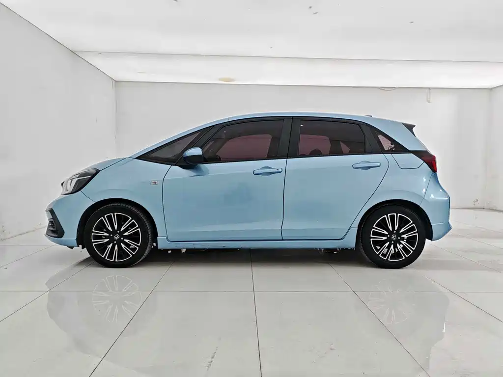 Honda Fit — миниатюра 7