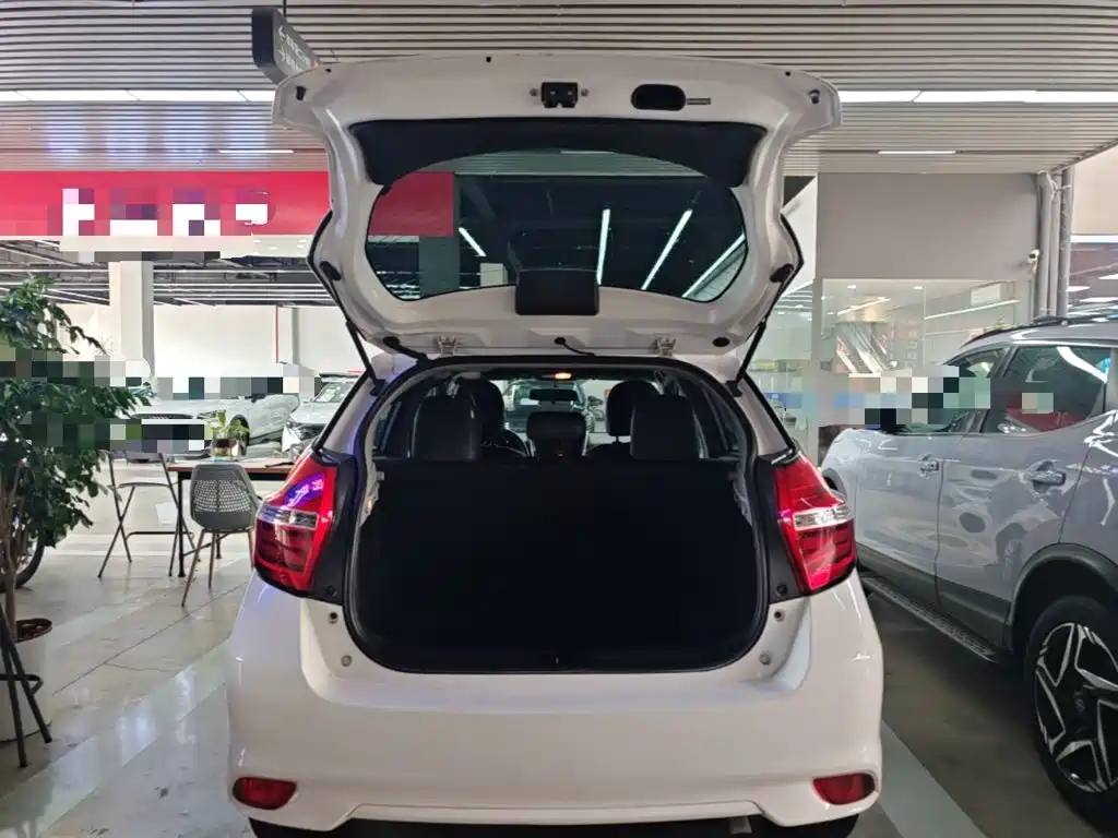 Toyota Vios FS — миниатюра 19