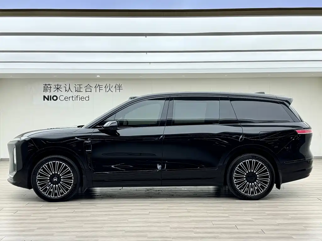 NIO ES8 2026 мест Executive Luxury