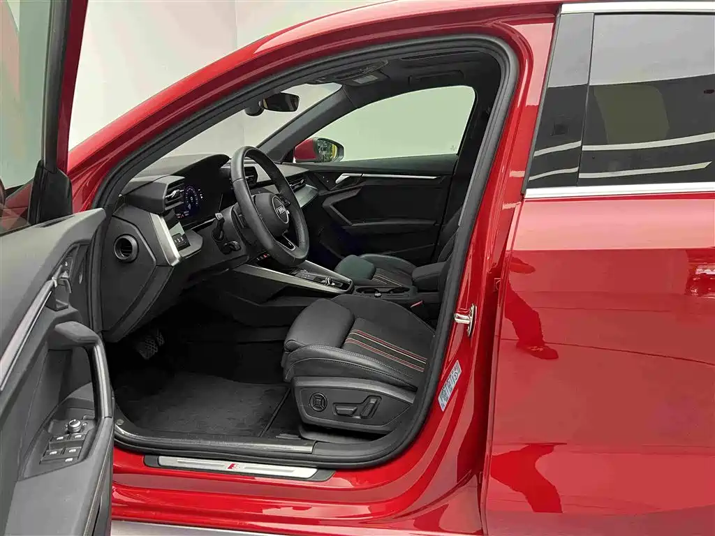 Audi A3 — миниатюра 11
