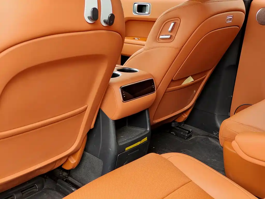 Li Auto Li L8 — миниатюра 9