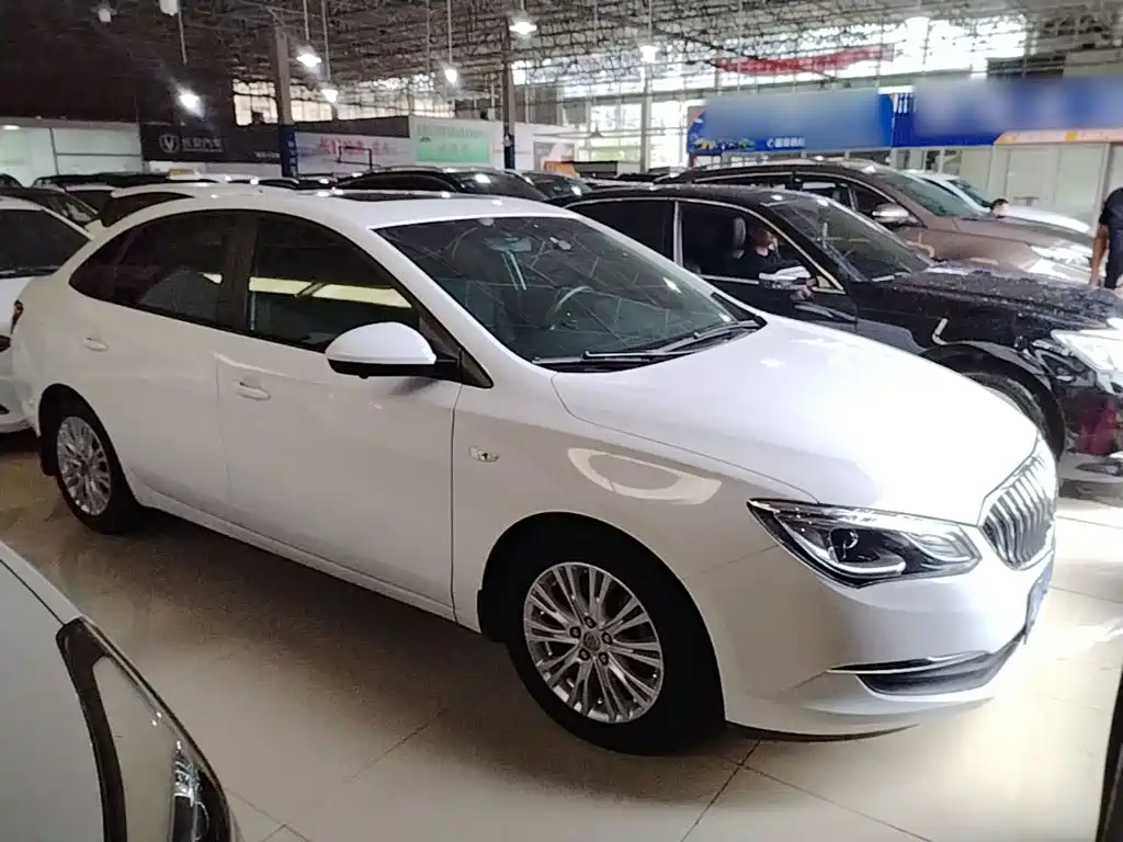 Buick Excelle — миниатюра 4