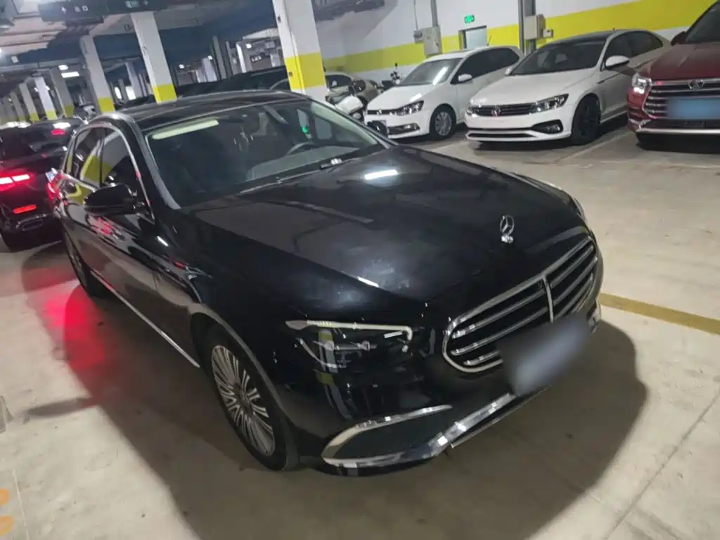 Mercedes-Benz E-Class — миниатюра 4