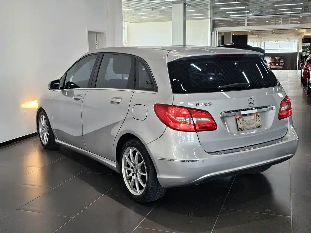 Mercedes-Benz B-Class — миниатюра 5