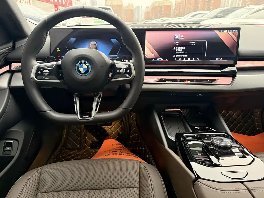 BMW I5