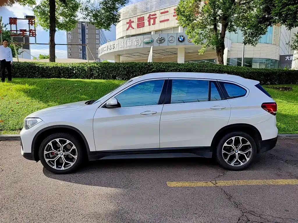 BMW X1 — миниатюра 3