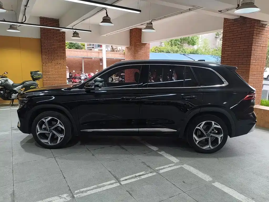 Geely Xingyue L — миниатюра 2