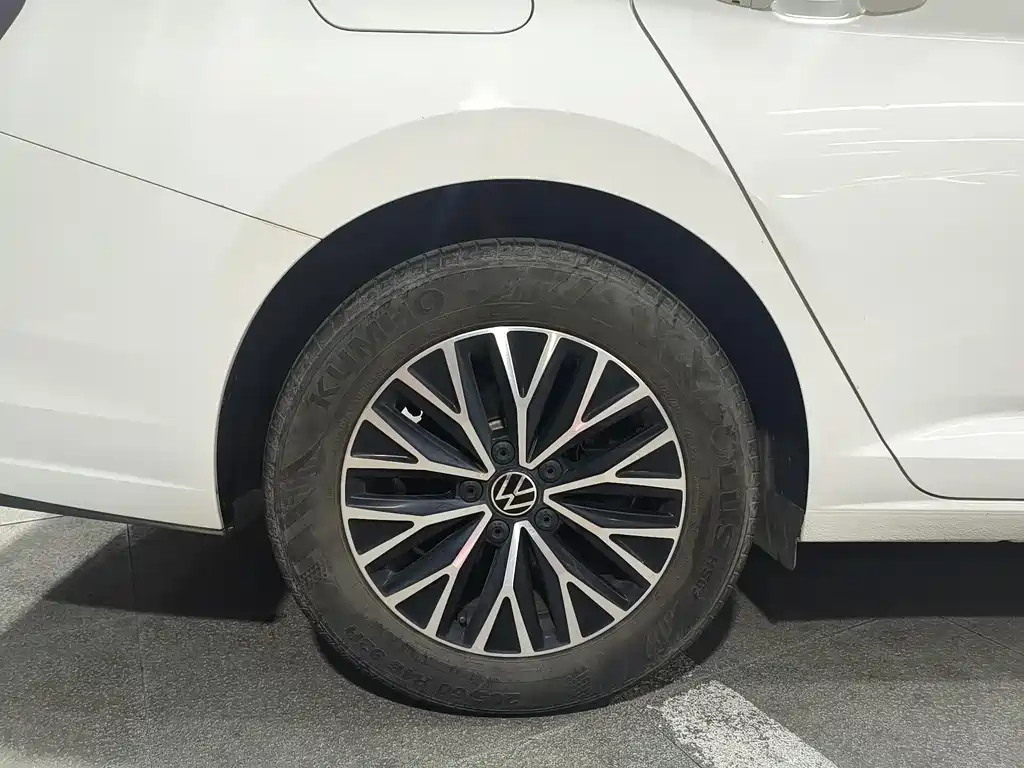 Volkswagen Sagitar — миниатюра 18