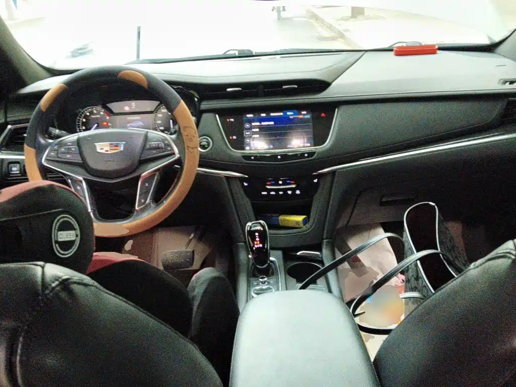 Cadillac XT5 — миниатюра 5