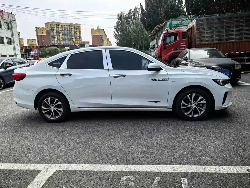 Buick Verano — миниатюра 22