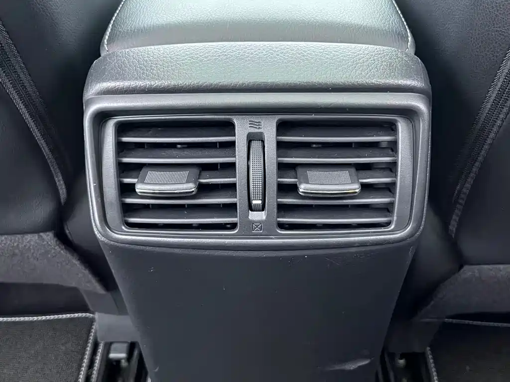 Nissan X-Trail — миниатюра 12
