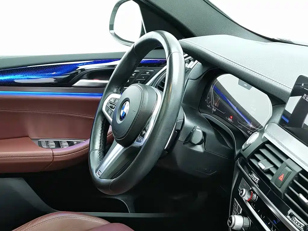 BMW X4 — миниатюра 22