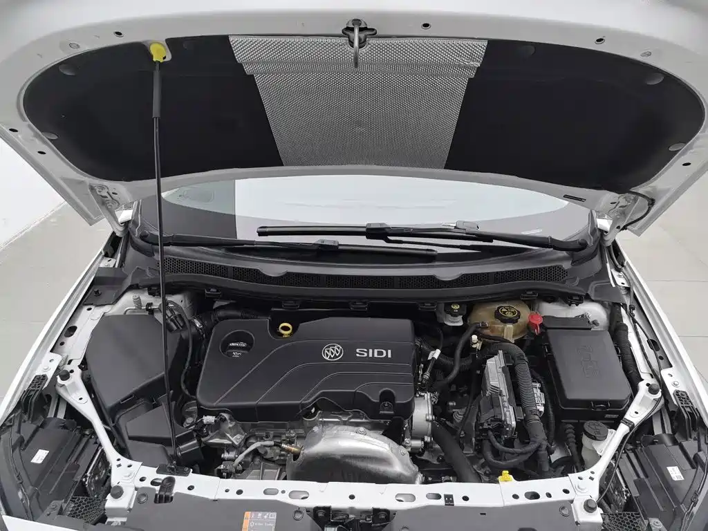 Buick Verano — миниатюра 6