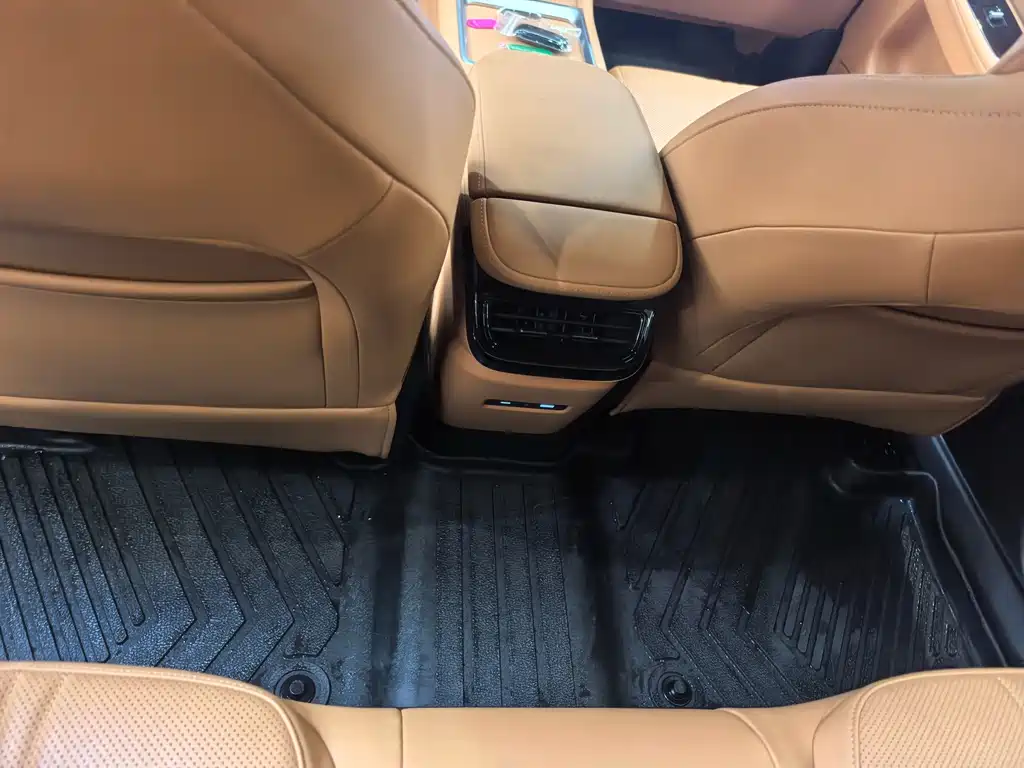 GEELY GALAXY GALAXY L7