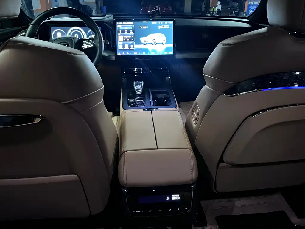 GAC Motor Trumpchi ES9 — миниатюра 10