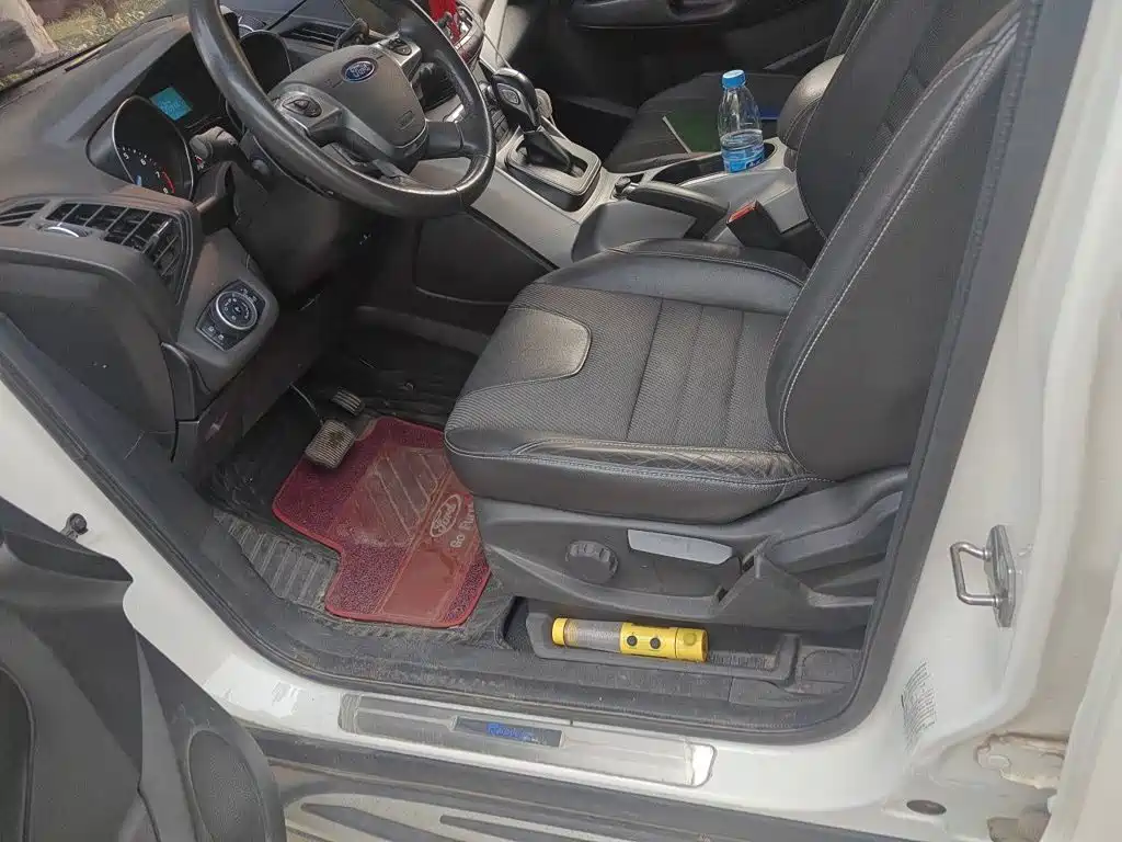 Ford Kuga — миниатюра 11
