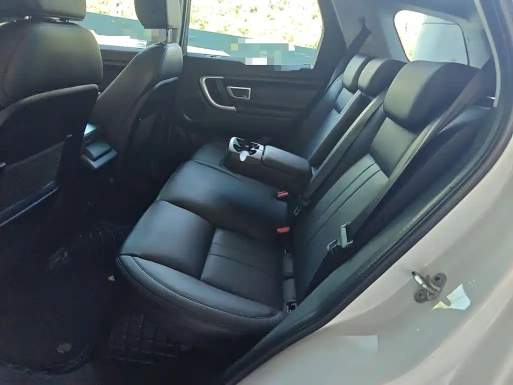 Land Rover Discovery Sport — миниатюра 17