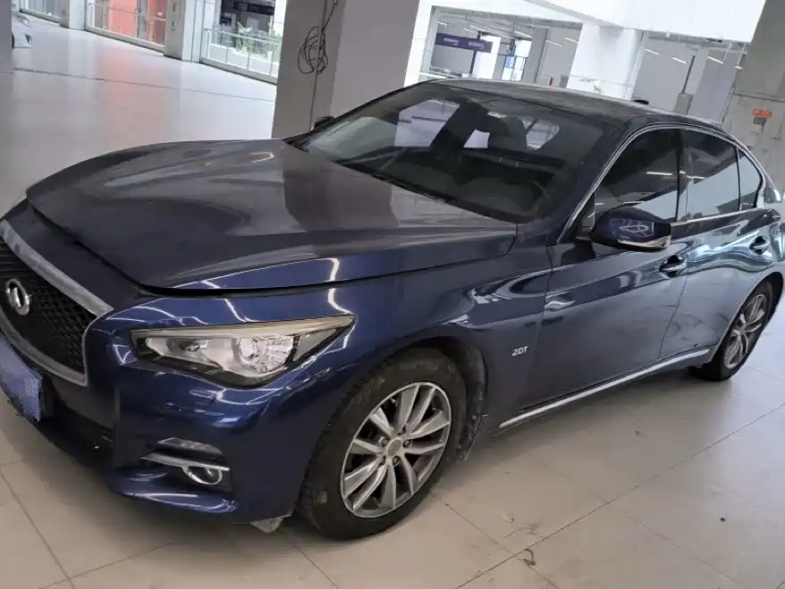 Infiniti Q50L 2017