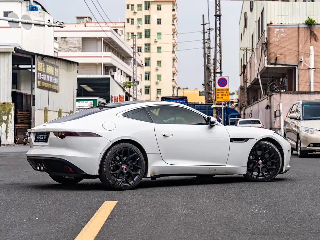 Jaguar F-Type 2016 3.0 SC