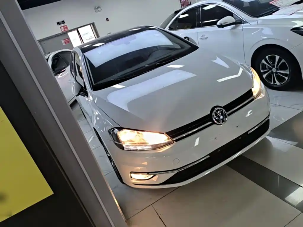 Volkswagen Golf — миниатюра 4