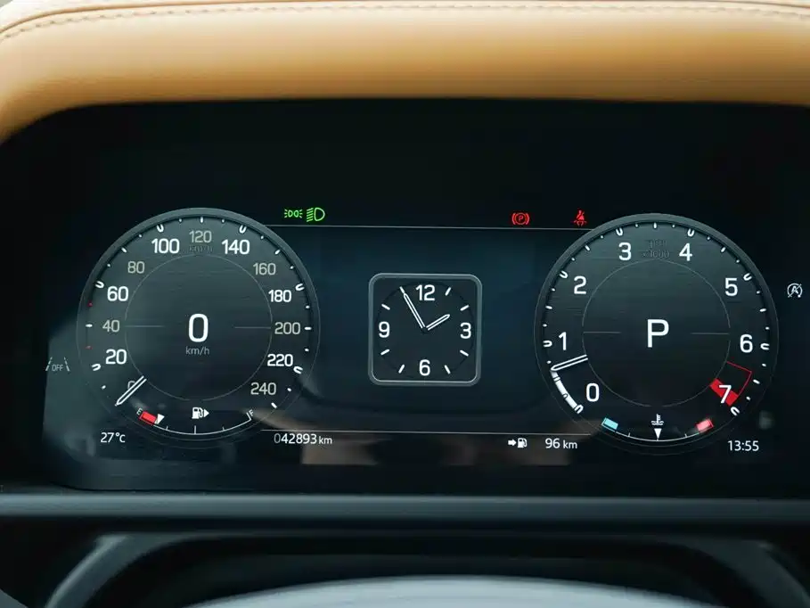Land Rover Defender — миниатюра 7