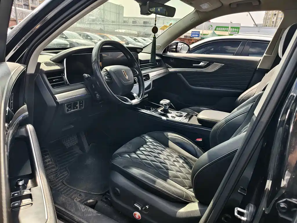 Hongqi Hongqi HS5 — миниатюра 8