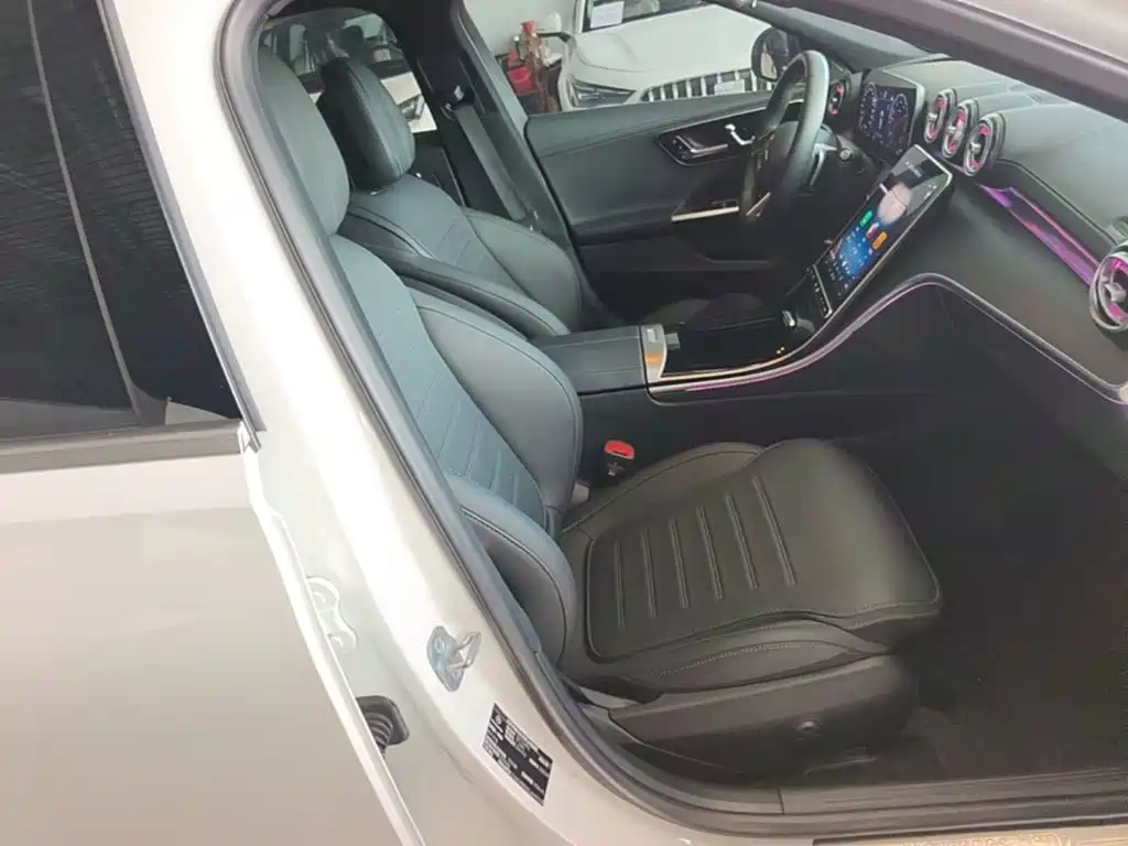 Mercedes-Benz C-Class — миниатюра 25