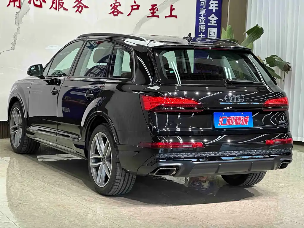 Audi Q7 — миниатюра 19