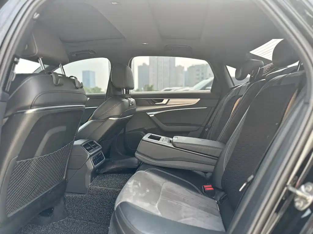Audi A6L — миниатюра 8