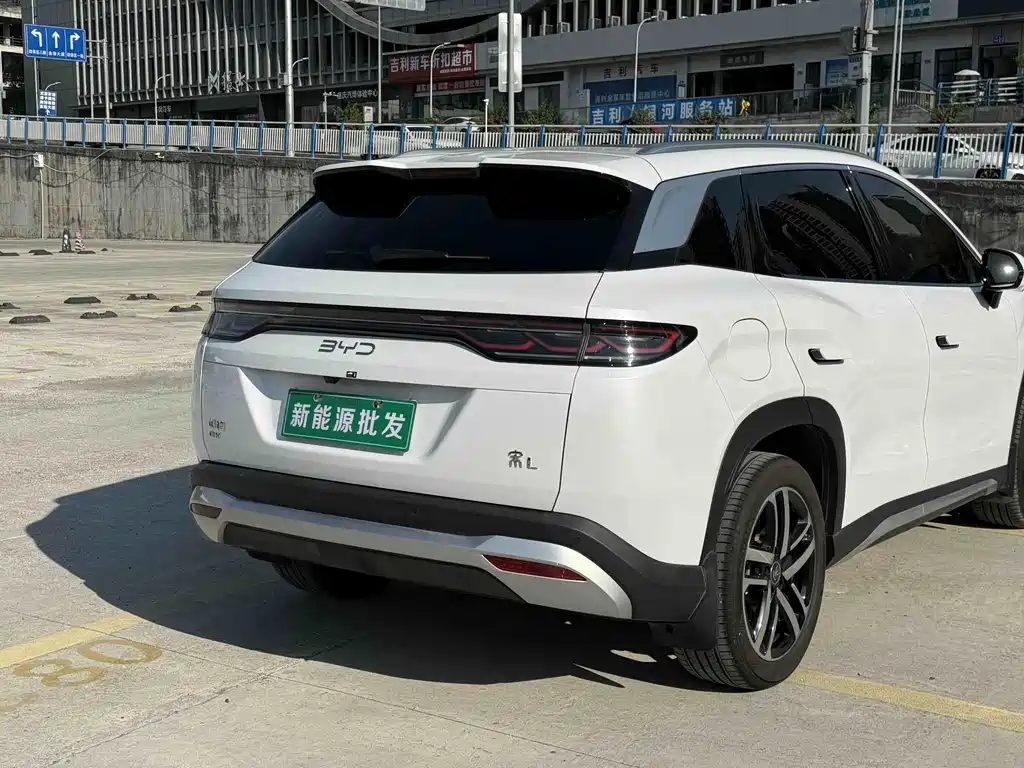 BYD L DM-i — миниатюра 5