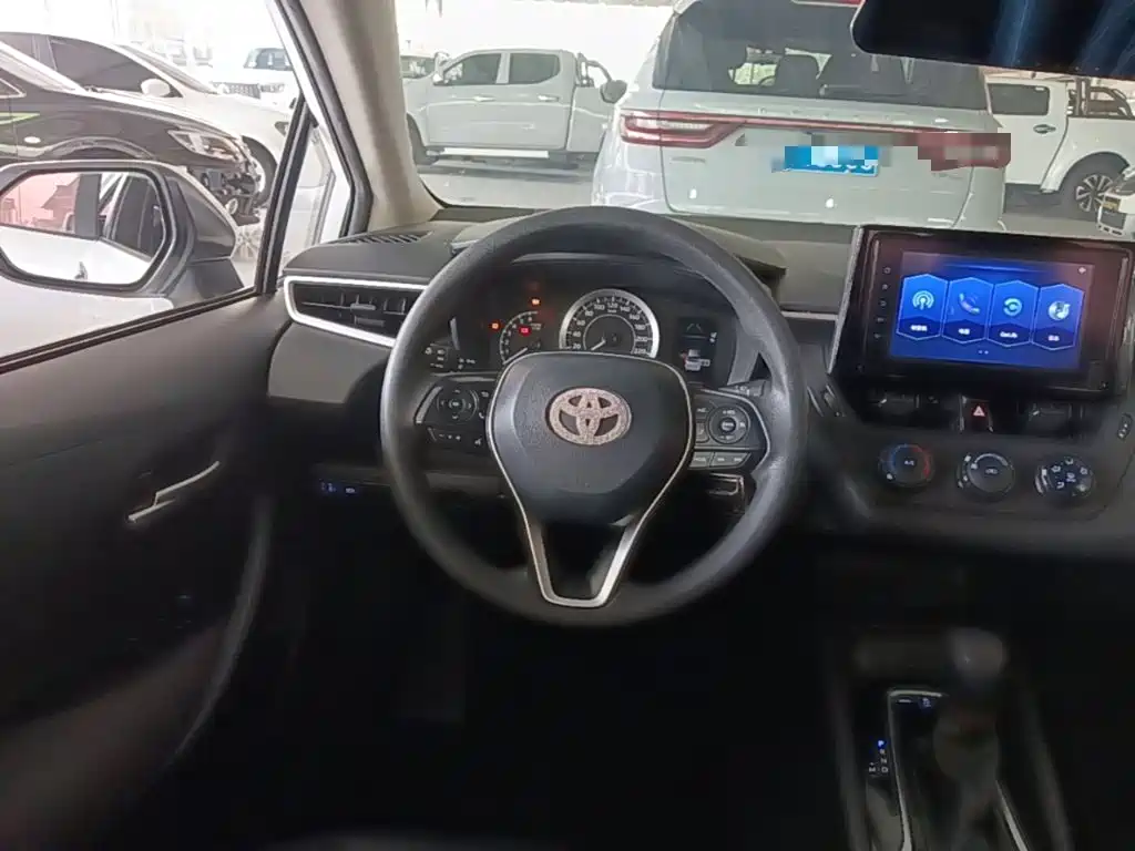 Toyota Corolla — миниатюра 11