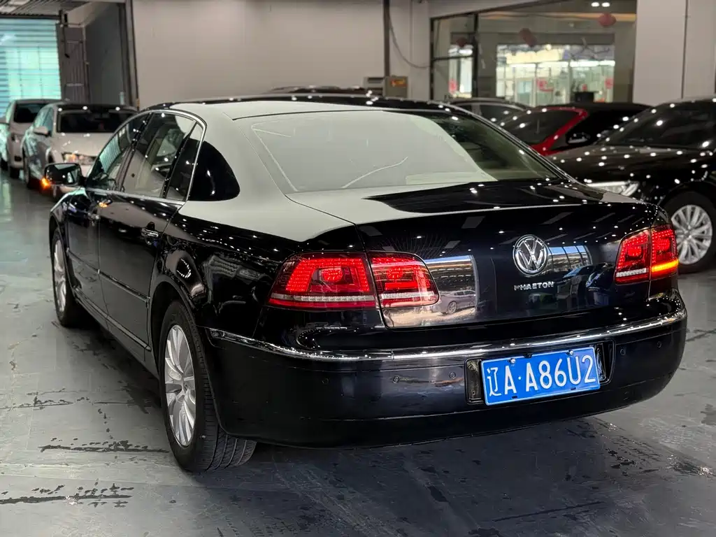 Volkswagen Phaeton — миниатюра 5