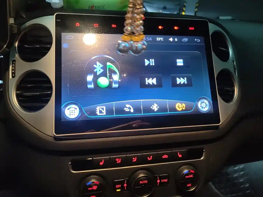 Volkswagen Tiguan — миниатюра 13