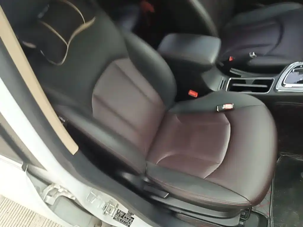 Baojun 560 — миниатюра 25