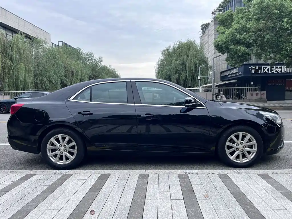 Chevrolet Malibu — миниатюра 6