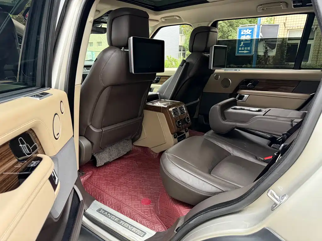Land Rover Range Rover — миниатюра 7
