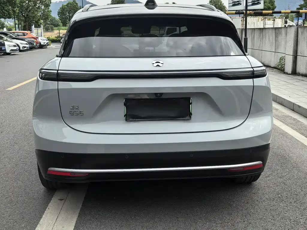 NIO ES6 — миниатюра 4