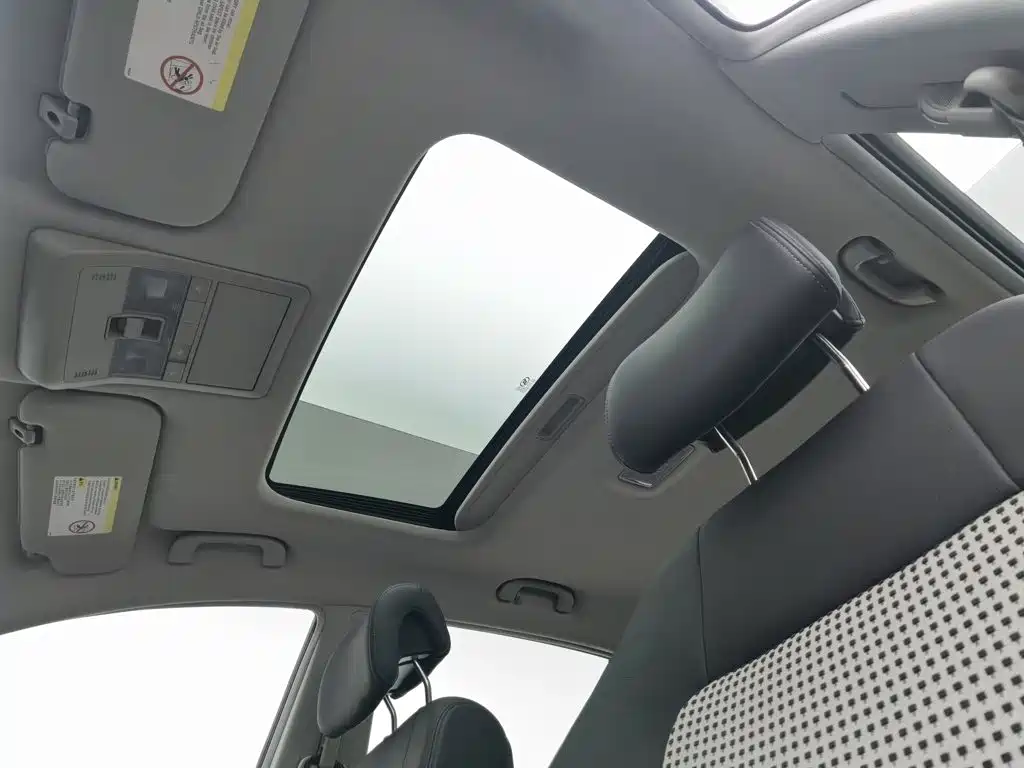 Chevrolet Captiva — миниатюра 14