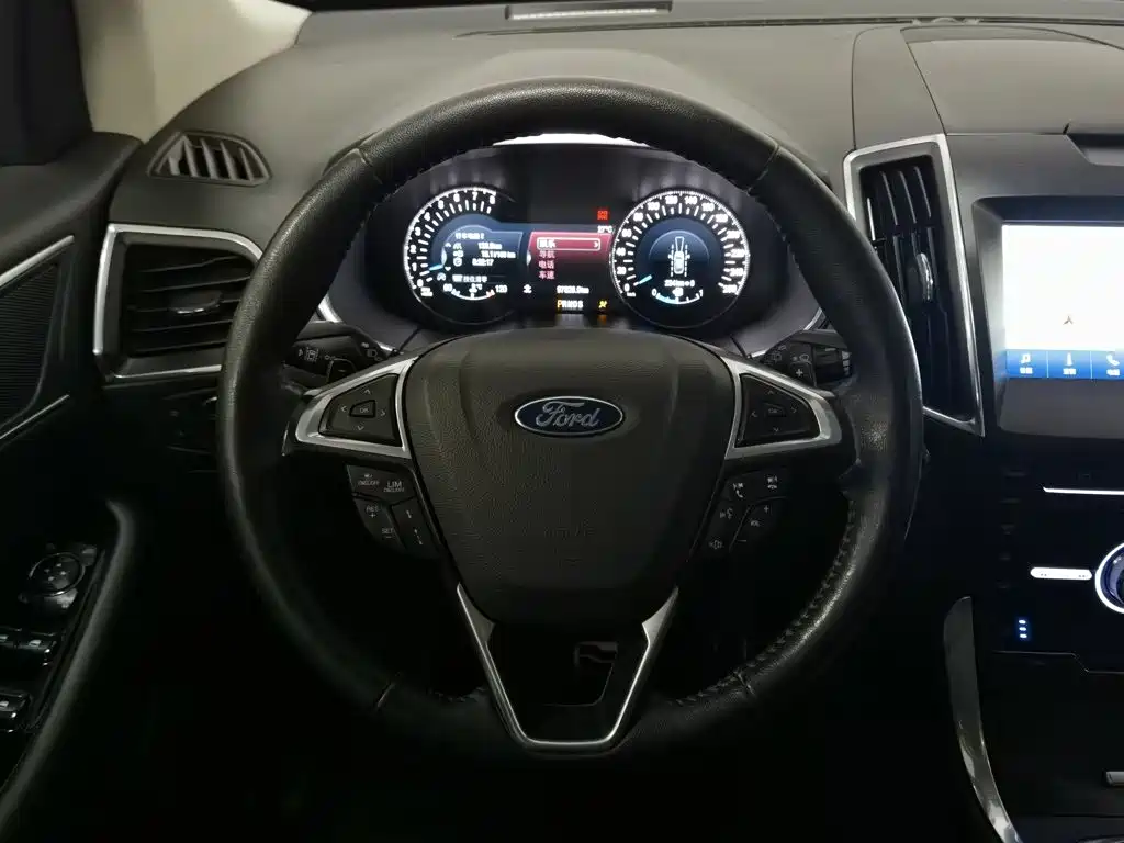Ford Edge — миниатюра 11
