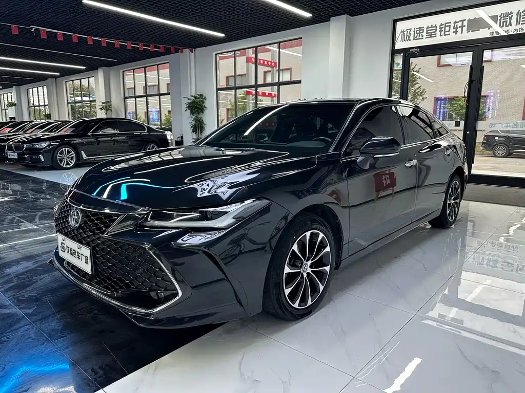 Toyota Avalon 2023